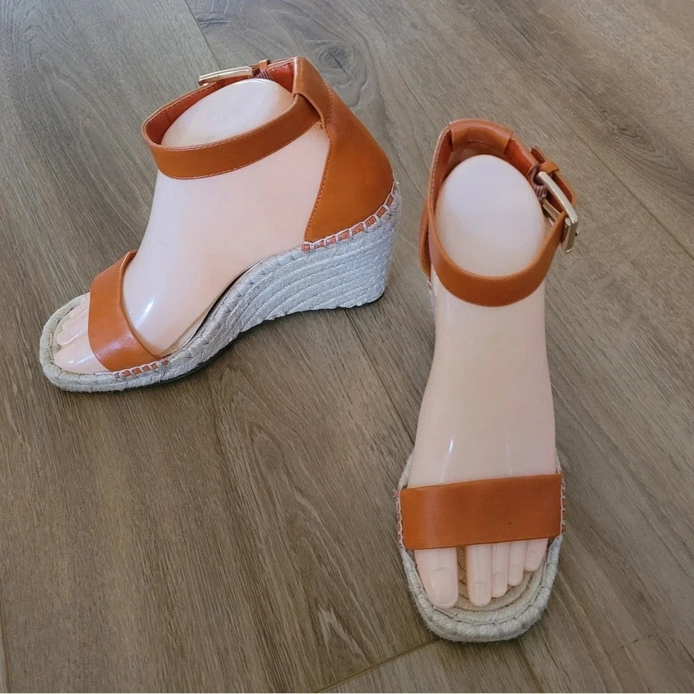 Vince Camuto Meddrina Leather Apricot Straps Jute Espadrille Wedges‎